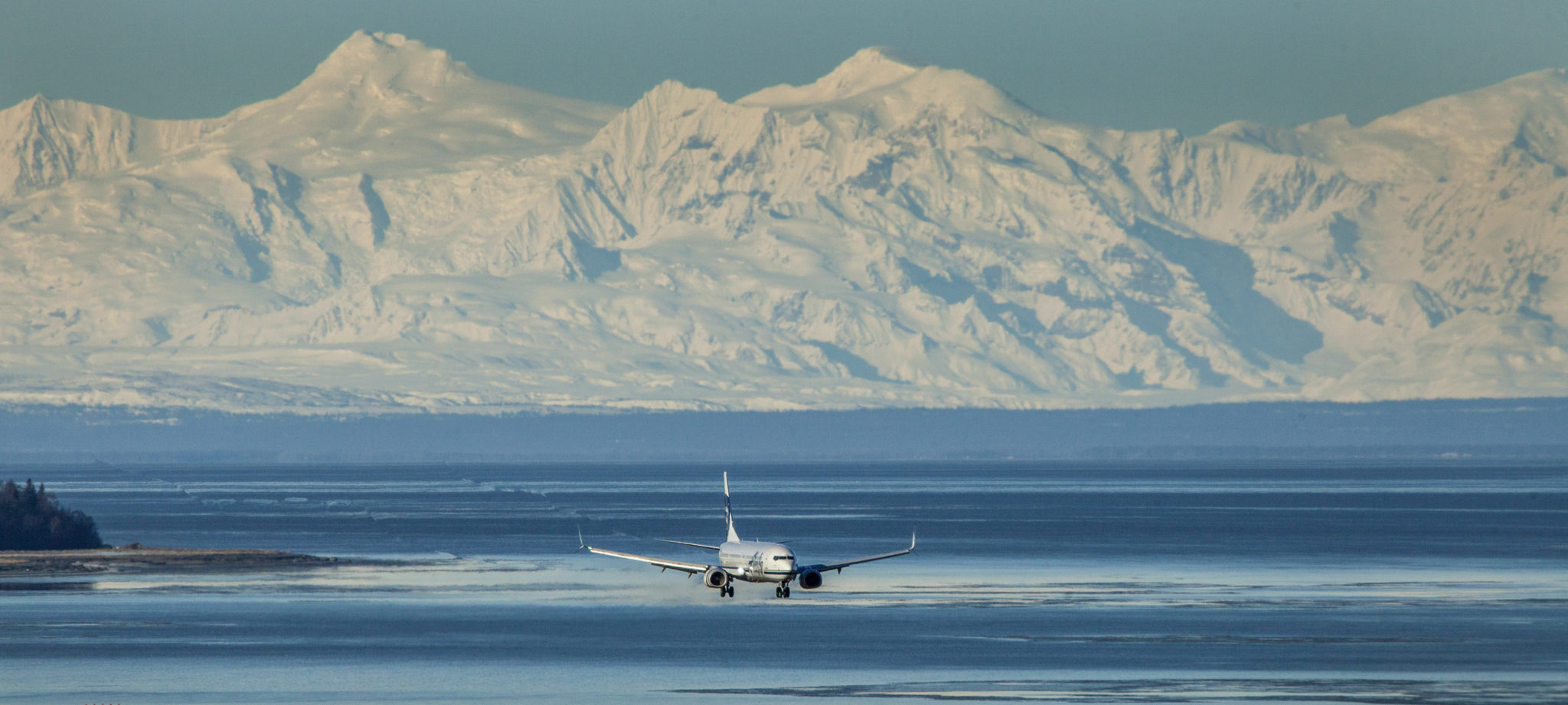 ASA Boeing 737 - Portrait of jet with great imagery | Alaskafoto - Alaska aircraft portraits